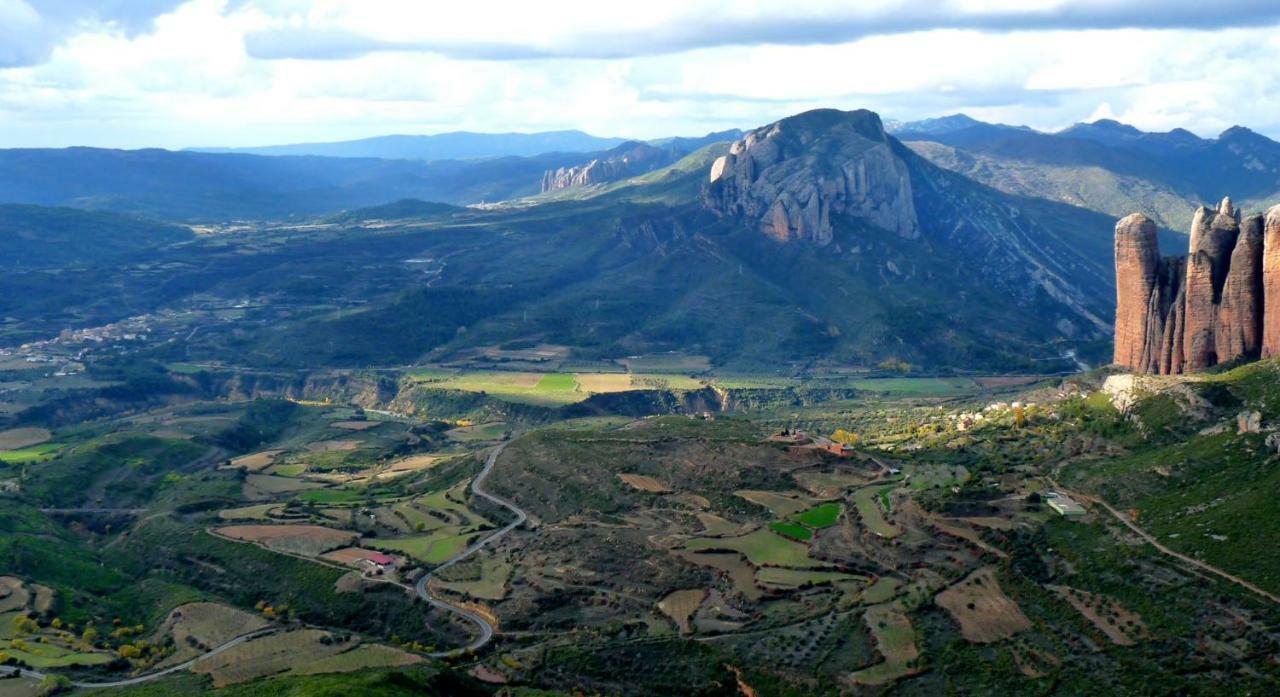 Natura Jordan Murillo de Gállego エクステリア 写真